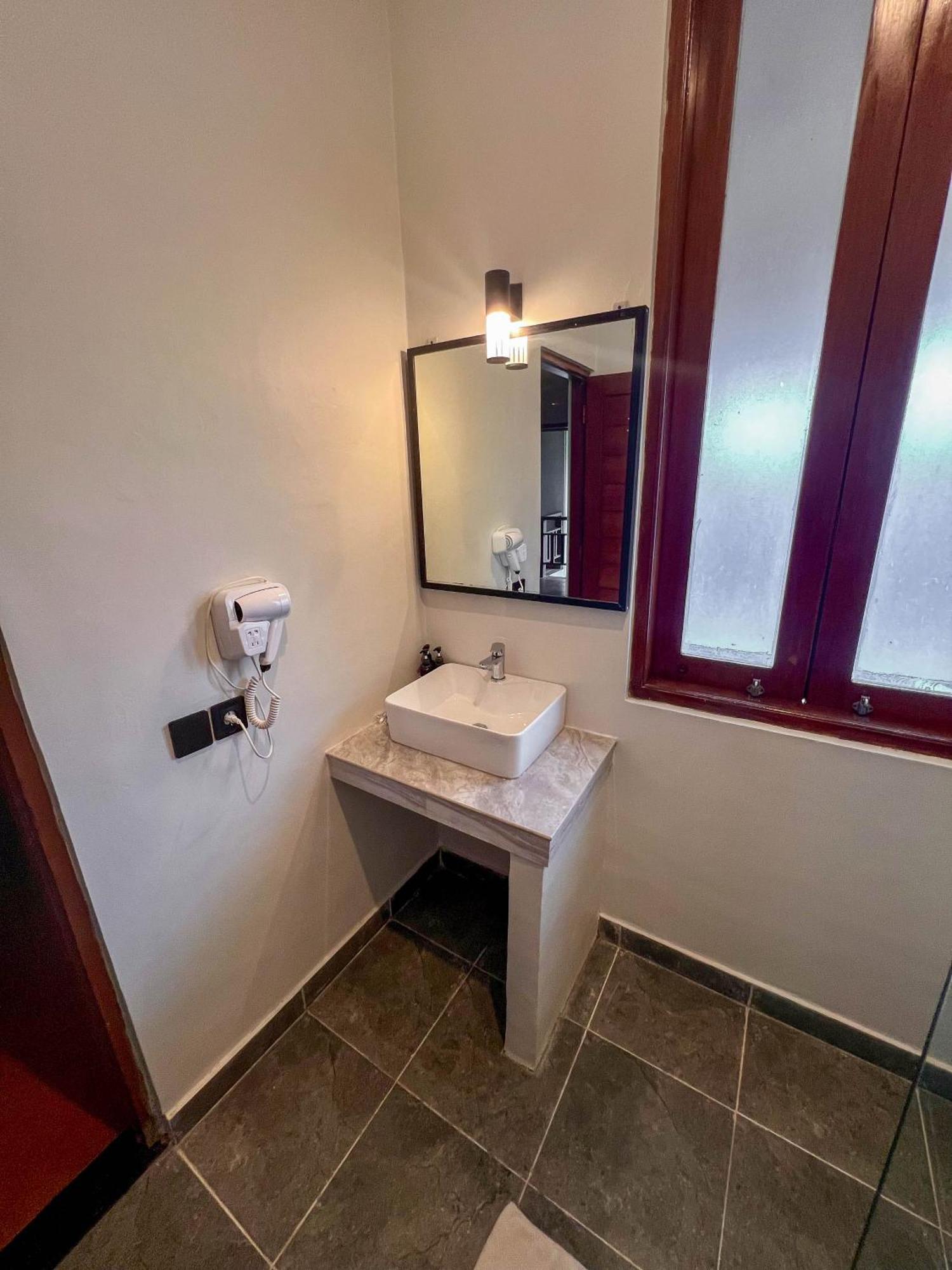 Ecosfera Hotel, Yoga & Spa Canggu Εξωτερικό φωτογραφία